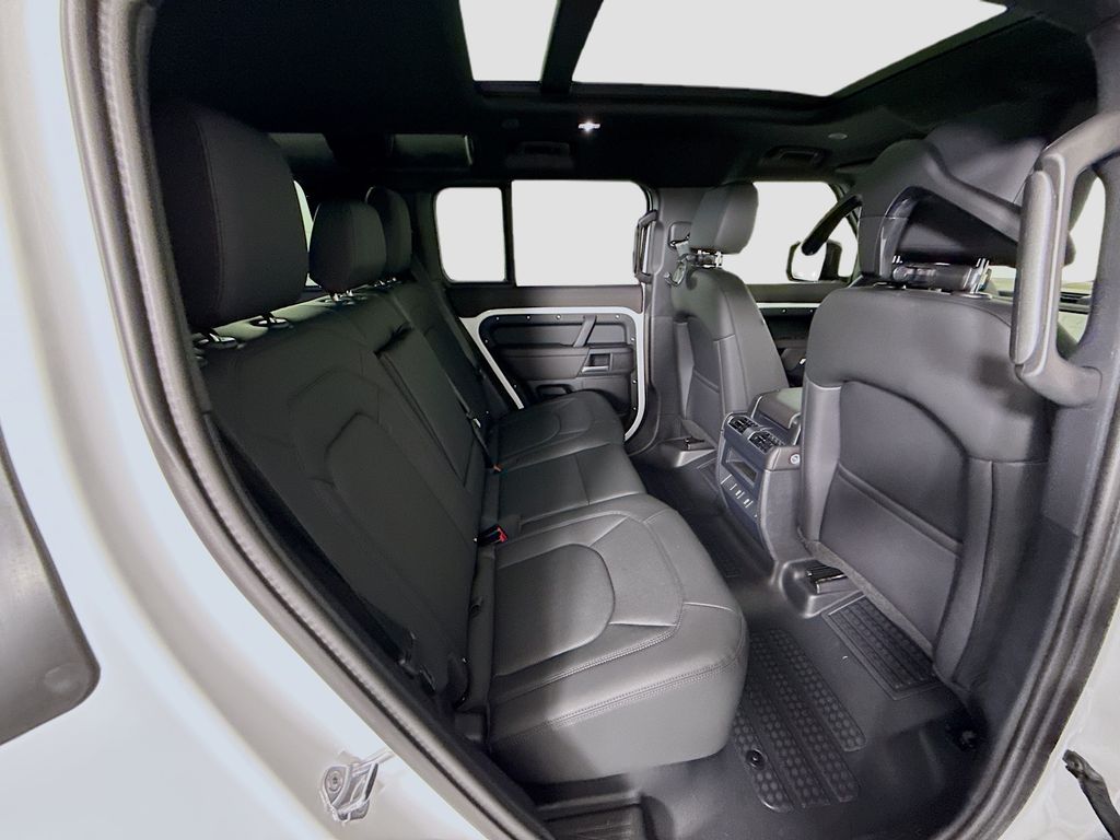 Thumbnail: 2026 Land Rover Defender - 24