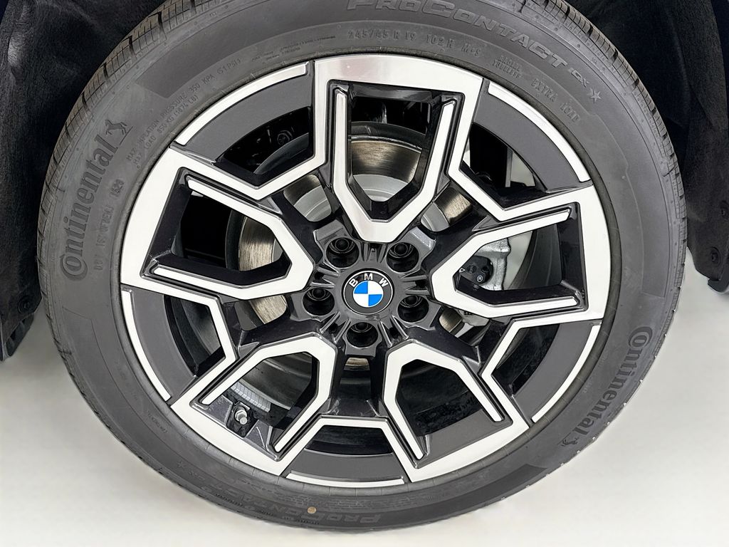 Thumbnail: 2026 BMW X1 - 30