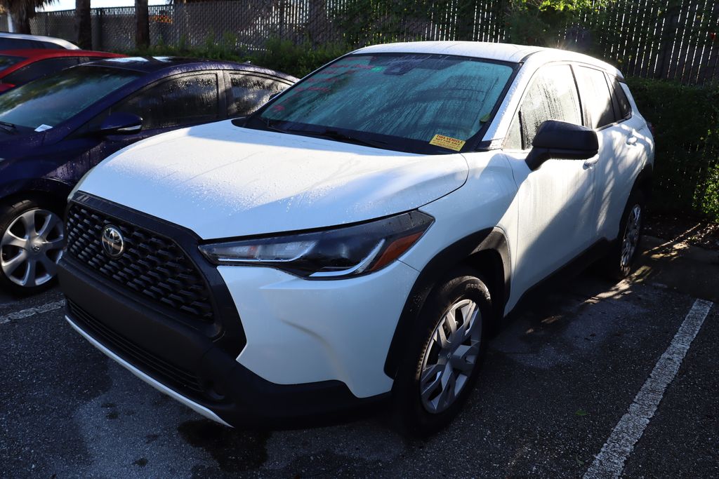 Thumbnail: 2022 Toyota Corolla Cross - 2
