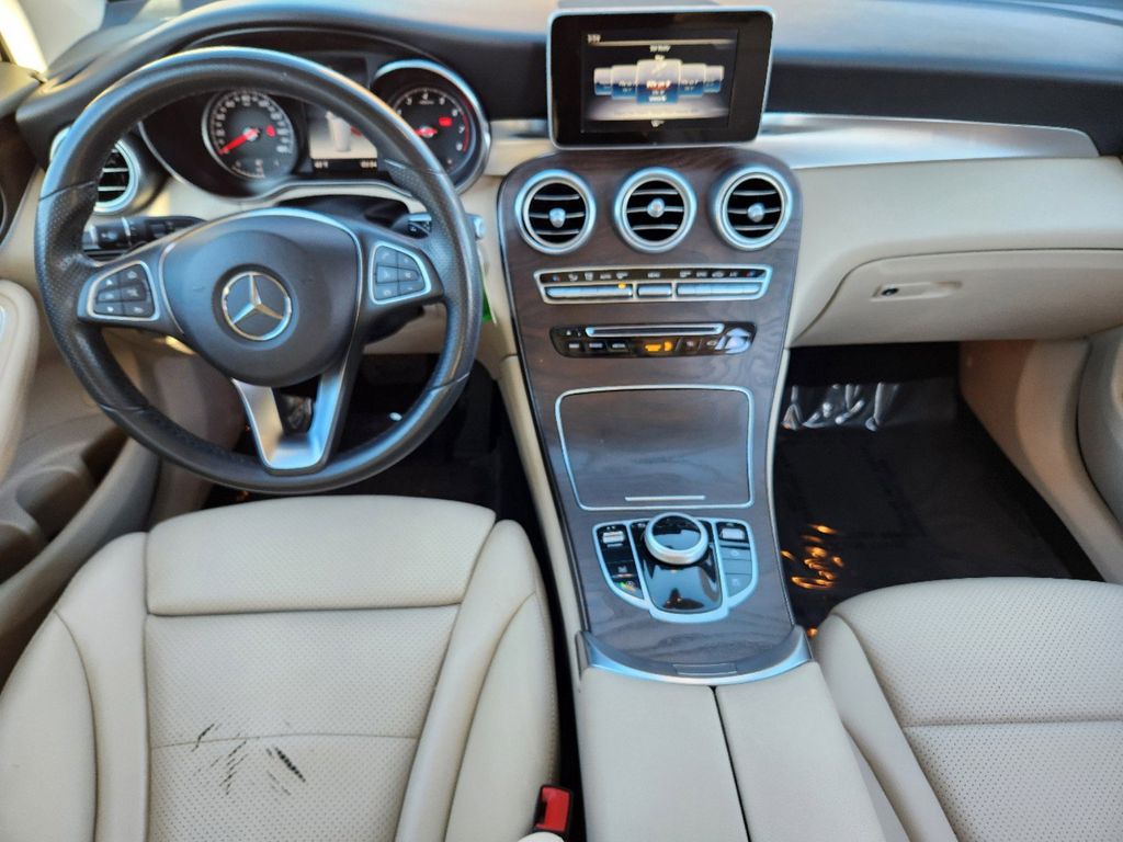 2018 Mercedes-Benz GLC GLC 300 25