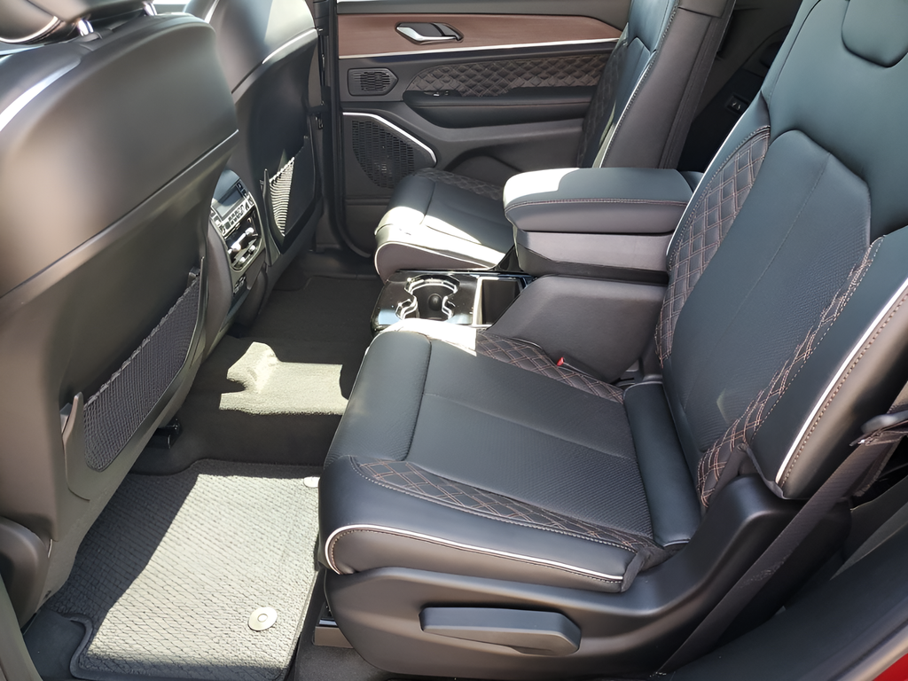 New Car 2025 Jeep Grand Cherokee L  Summit For Sale Under $70,000 In Austin, Texas