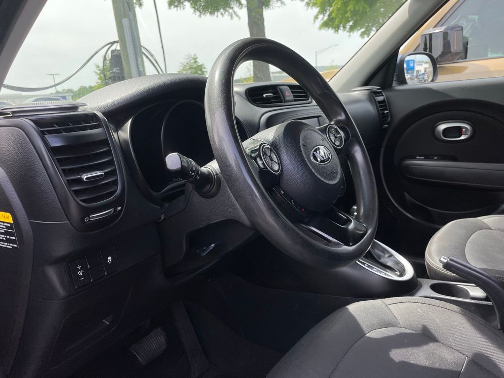 Thumbnail: 2017 Kia Soul - 25