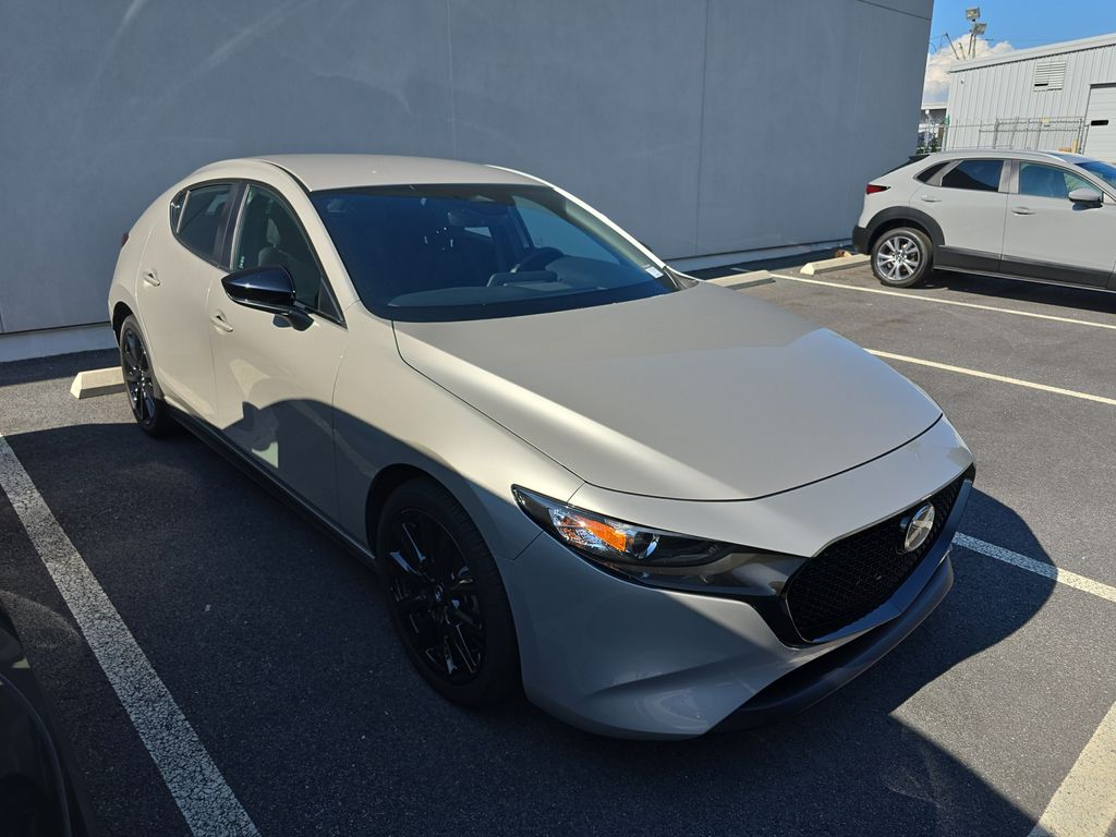 Gray (Platinum Quartz Metallic) 2026 Mazda MAZDA3 Hatchback Front-Wheel Drive 6-Speed Automatic
