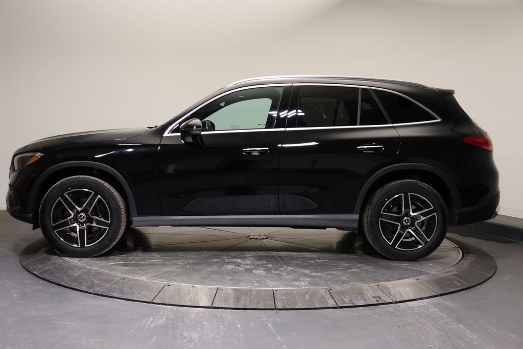 Thumbnail: 2026 Mercedes-Benz GLC - 4