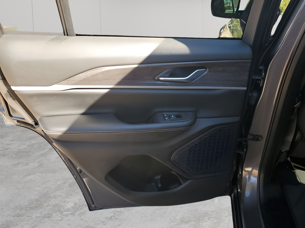 Used Car 2024 Jeep Grand Cherokee  Limited For Sale Under $40,000 In Austin, Texas