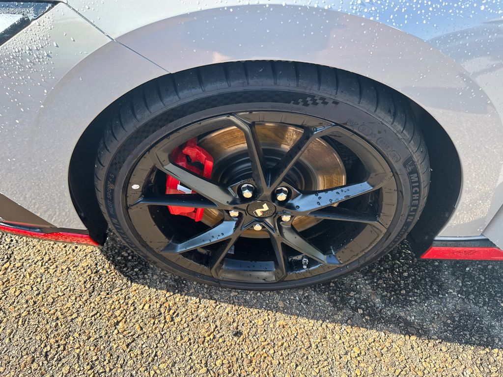 2025 Hyundai Elantra N Base photo 16