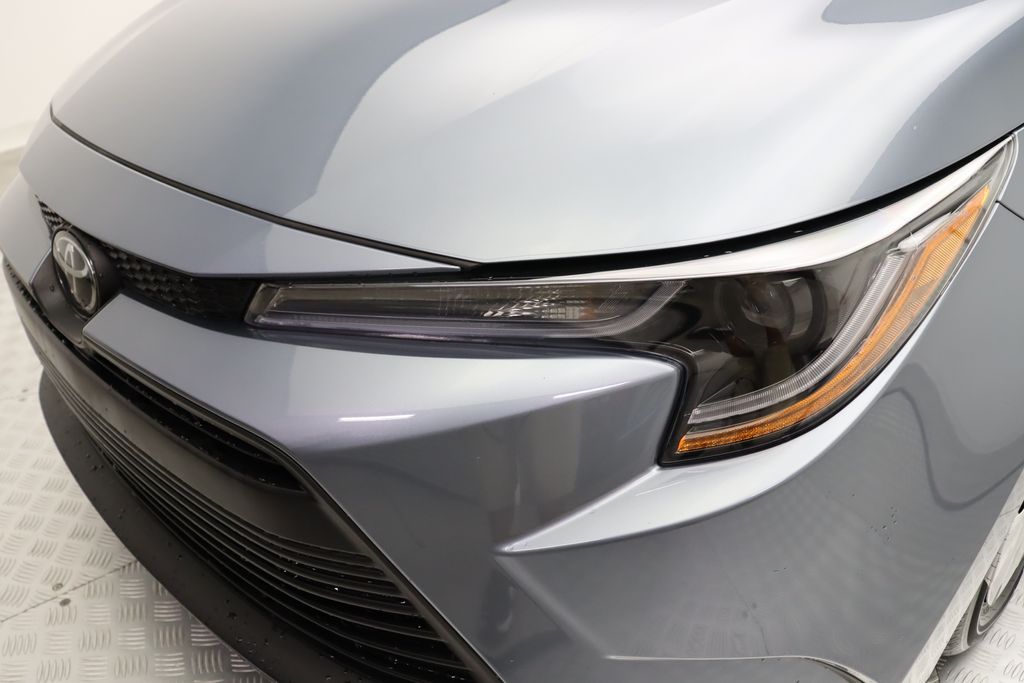Thumbnail: 2025 Toyota Corolla - 3