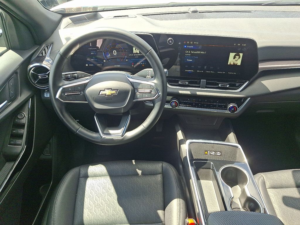 Thumbnail: 2025 Chevrolet Equinox - 12