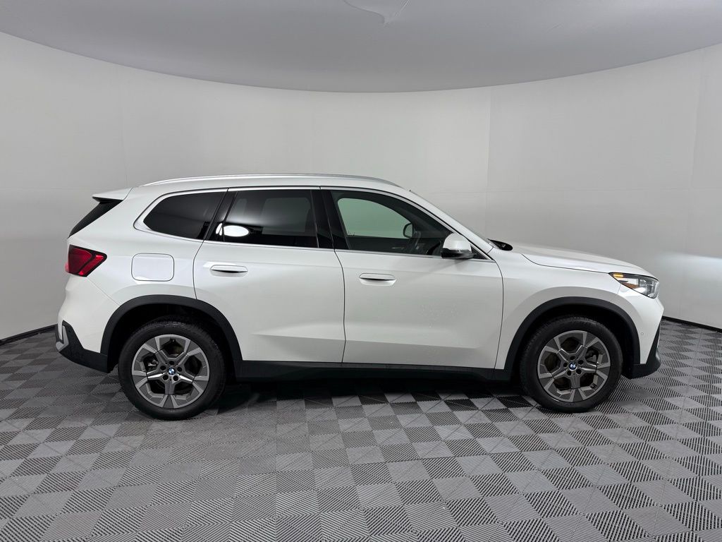 2023 BMW X1 xDrive28i 4