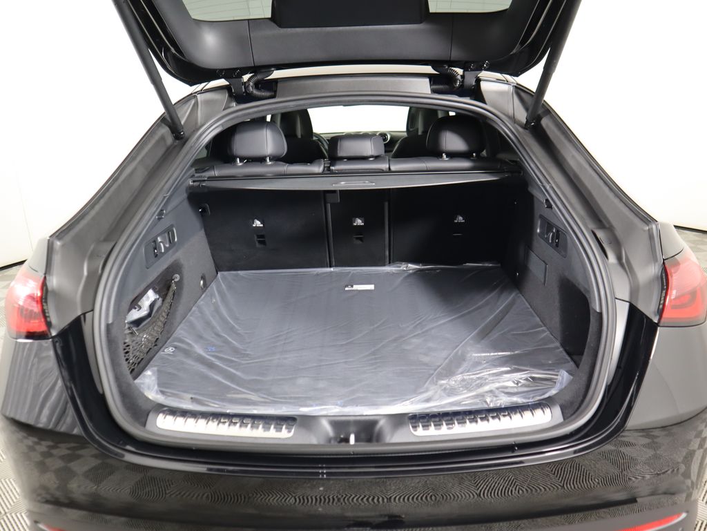 Thumbnail: 2026 Mercedes-Benz GLC - 30