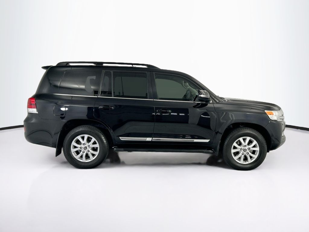 Thumbnail: 2019 Toyota Land Cruiser - 4