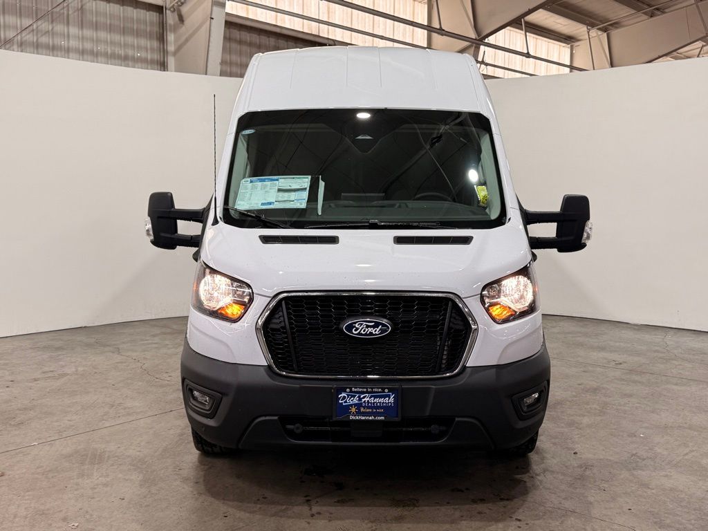 2026 Ford Transit photo 4