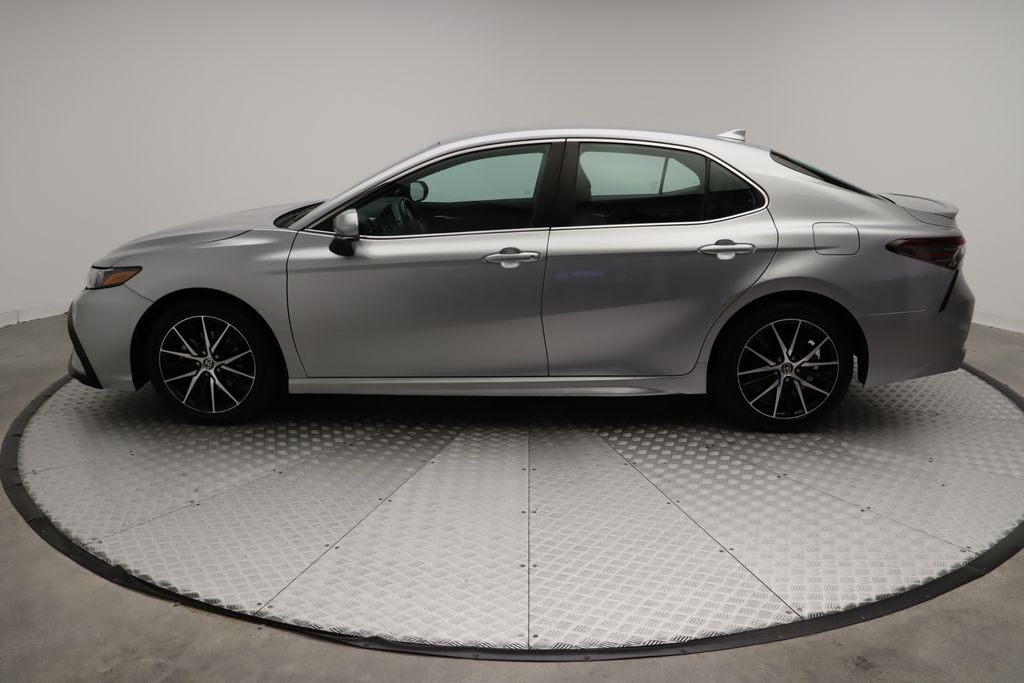 Thumbnail: 2023 Toyota Camry - 12