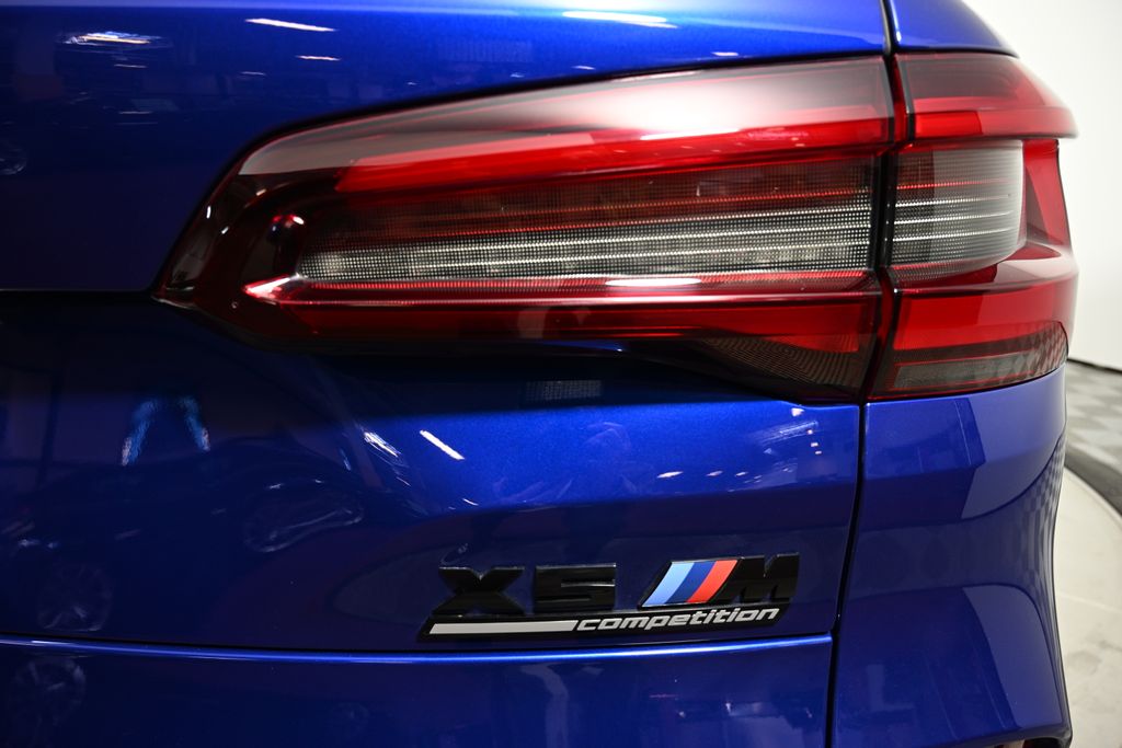 2022 BMW X5 M 11