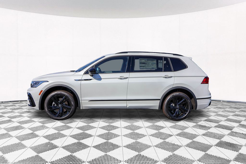 2024 Volkswagen Tiguan 2.0T SE R-Line Black 12