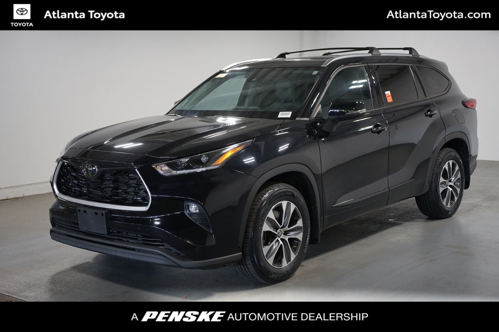 Thumbnail: 2021 Toyota Highlander - 1