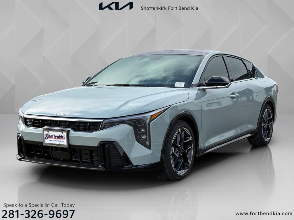 2026 Kia K4 GT-Line AT's photo