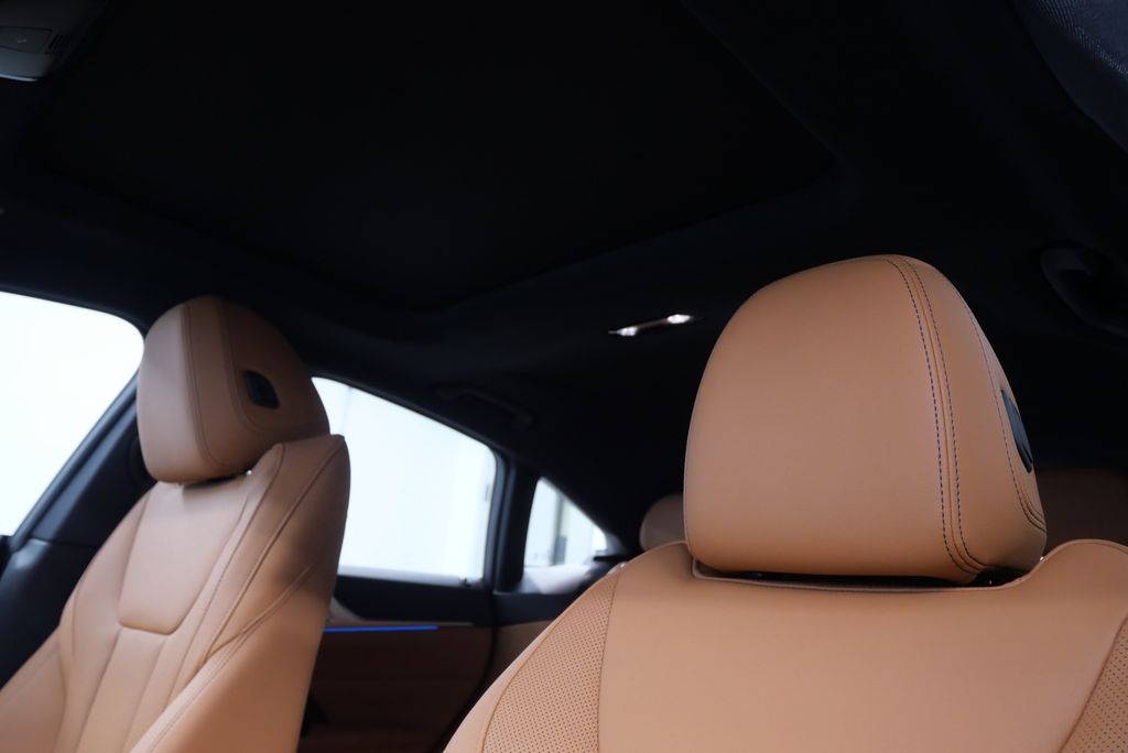 2025 BMW i4 xDrive40 13