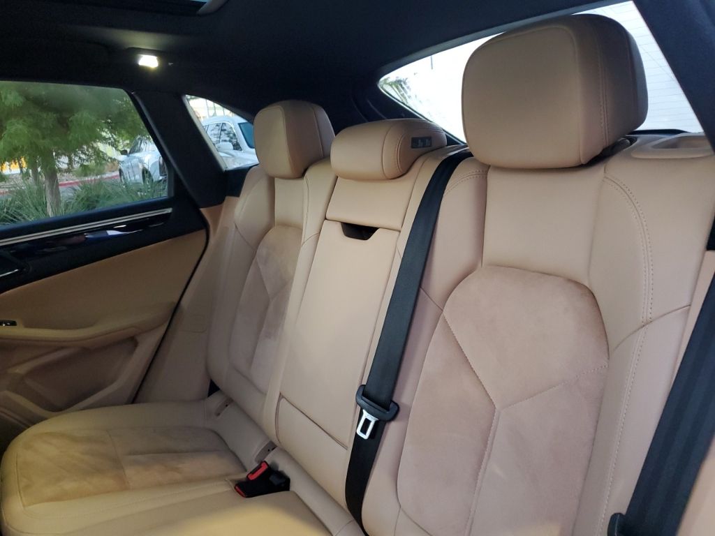 Used Car 2018 Porsche Macan  For Sale Under $25,000 In Austin, Texas