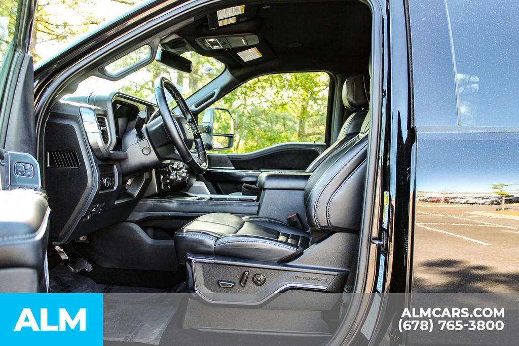 Used 2025 Black Ford Platinum image 17