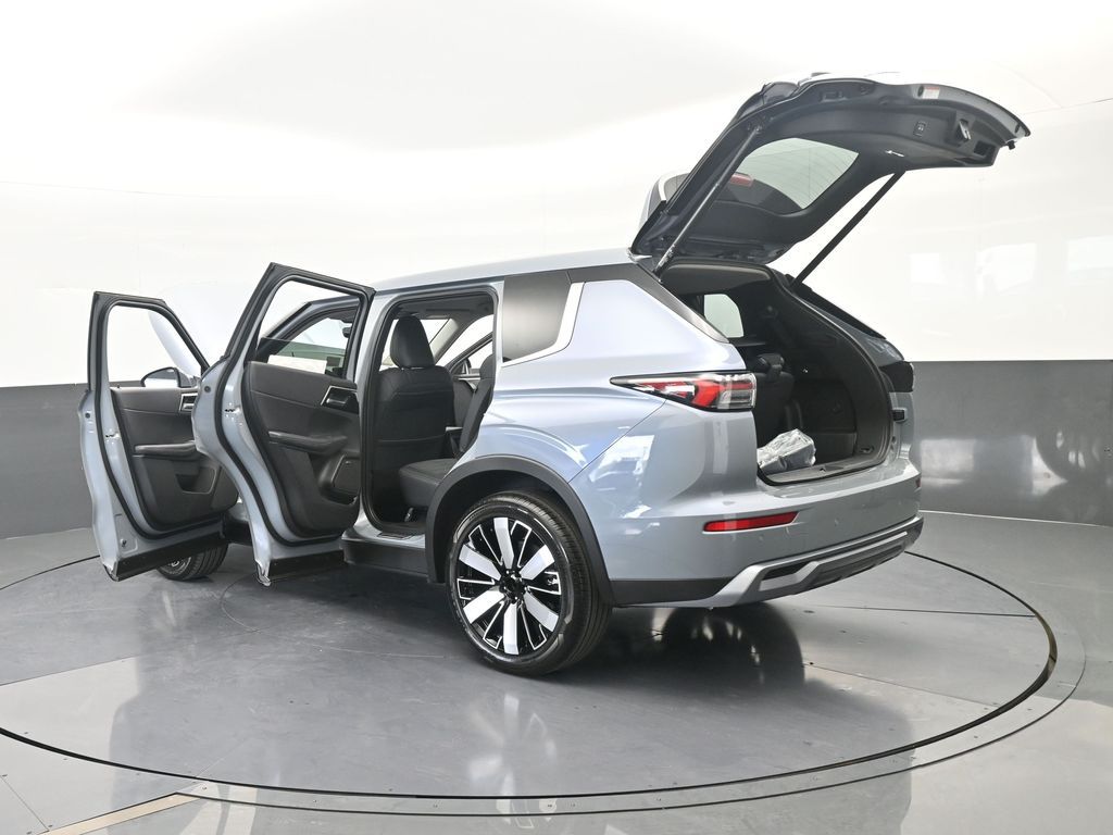 New 2026 Gray Mitsubishi SE image 86