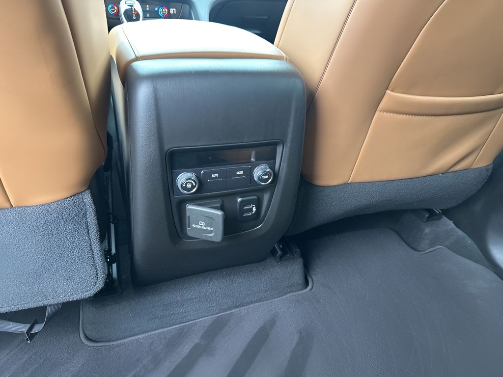 Used Car 2018 Buick Enclave  Essence For Sale Under $25,000 In Austin, Texas