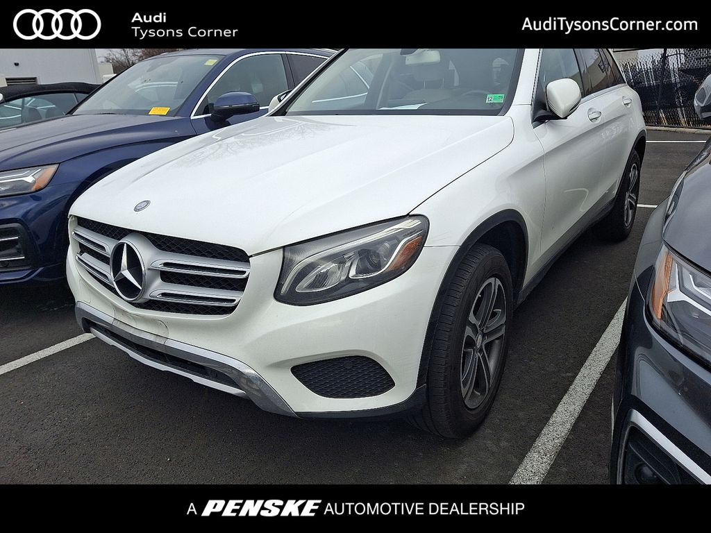 2017 Mercedes-Benz GLC 300 -
                  Vienna, VA