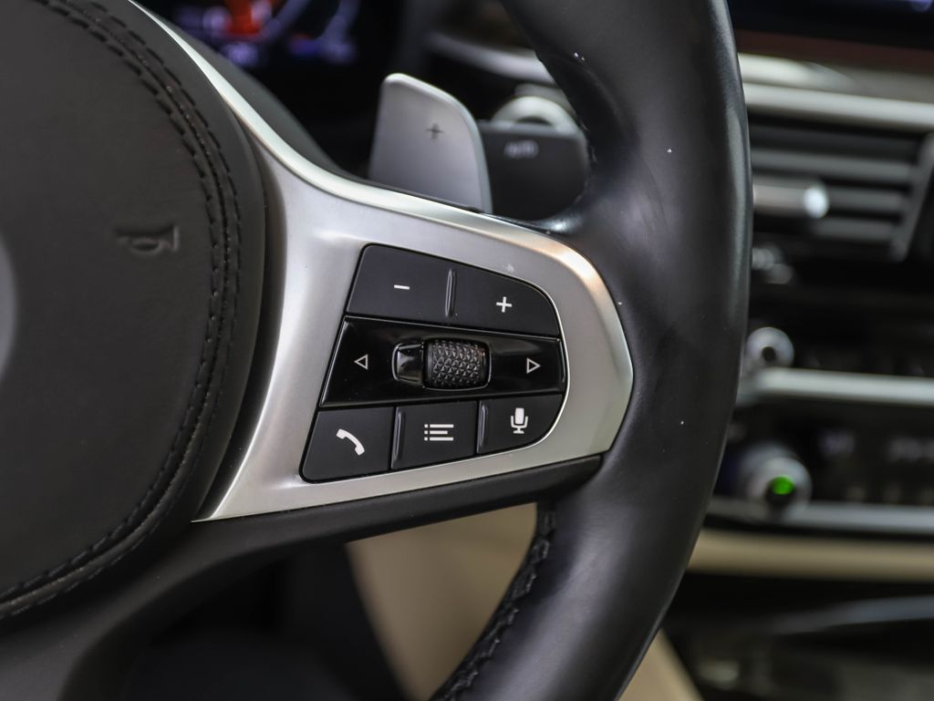 Thumbnail: 2020 BMW 5 Series - 13