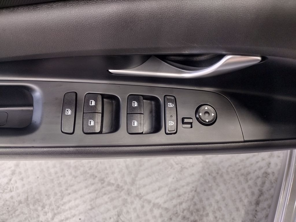 2023 Hyundai Elantra Hybrid Blue