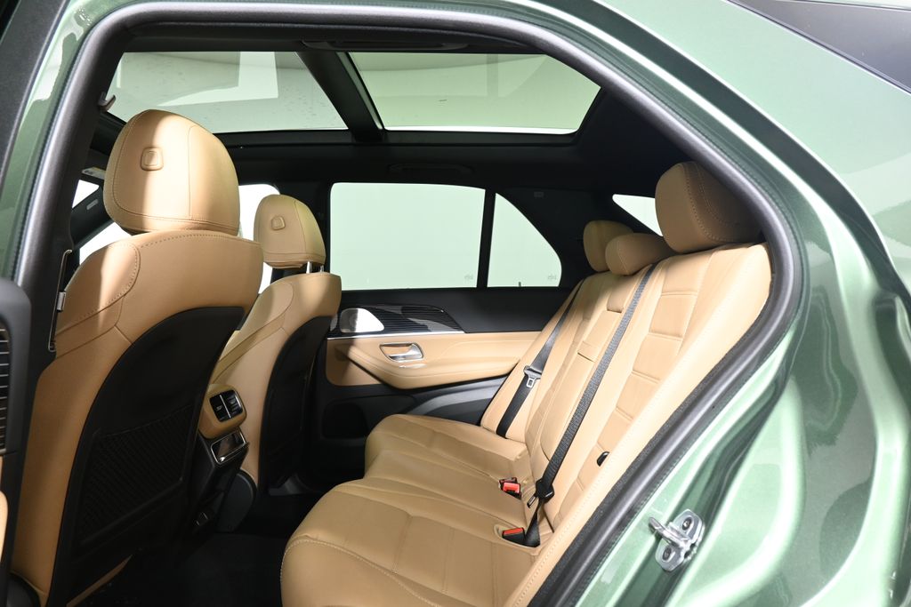 Thumbnail: 2026 Mercedes-Benz GLE - 27