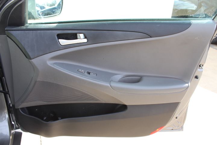 Used Car 2013 Hyundai Sonata  Gls For Sale Under $10,000 In Georgetown, Texas