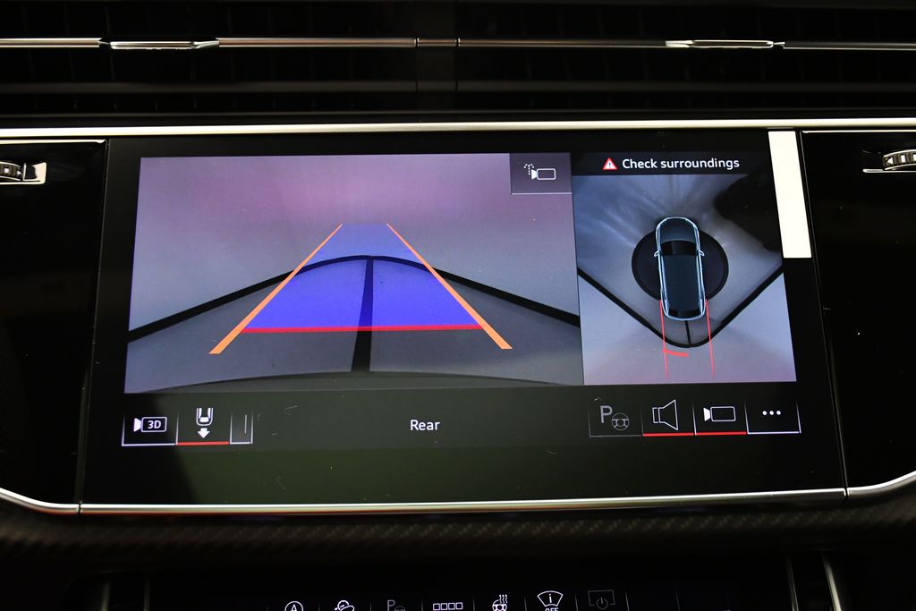 Thumbnail: 2026 Audi Q8 - 27