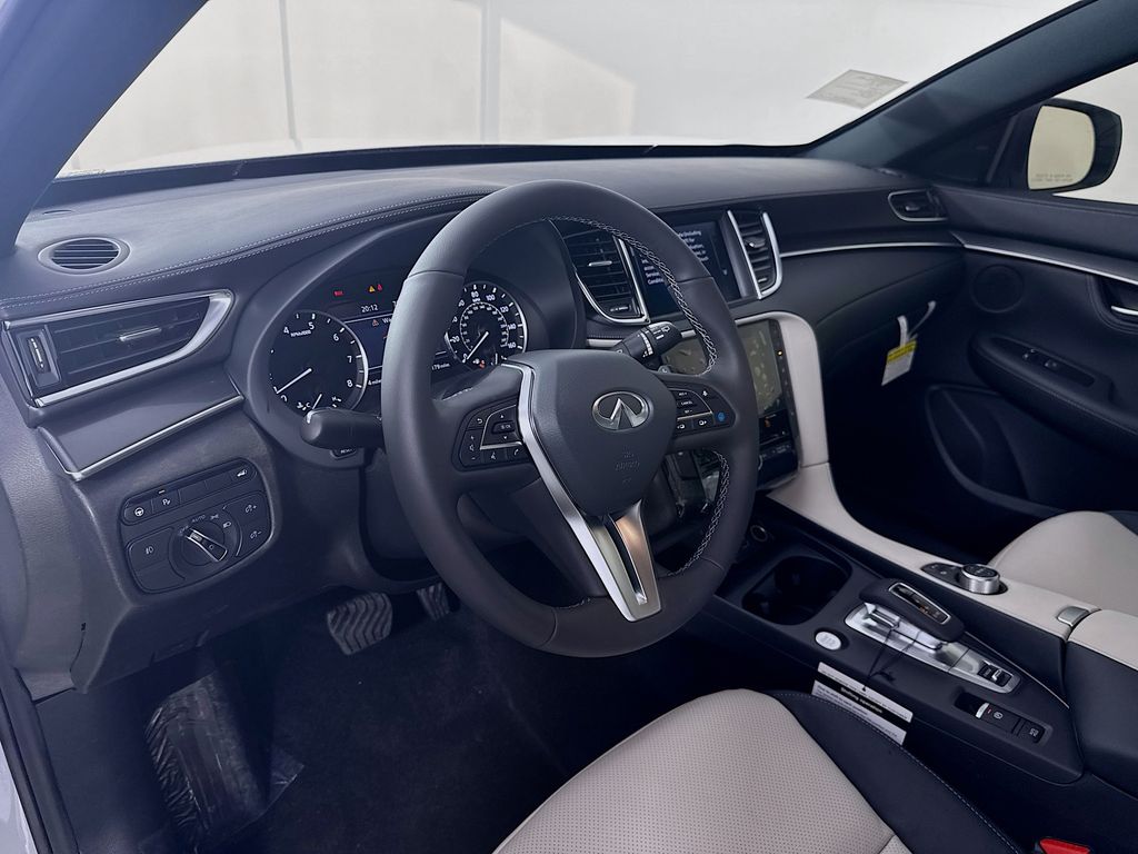 QX55 Luxe