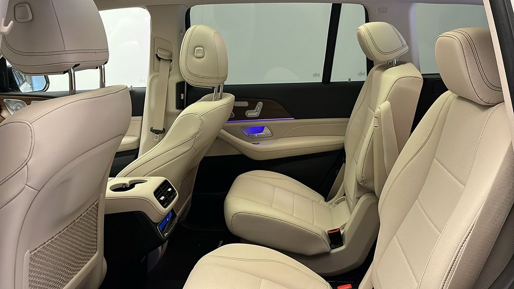 2023 Mercedes-Benz GLS 450 4MATIC 24