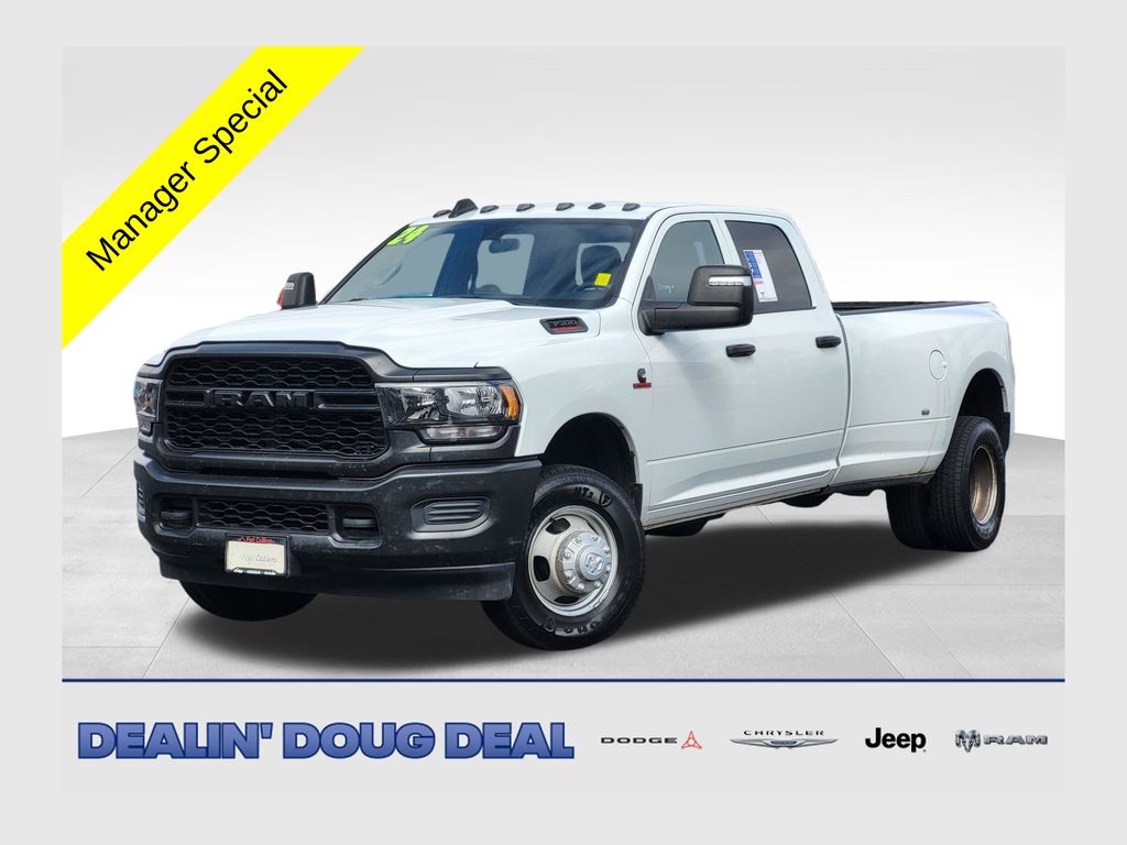 2024 RAM 3500 Tradesman Crew Cab LB DRW 4WD
