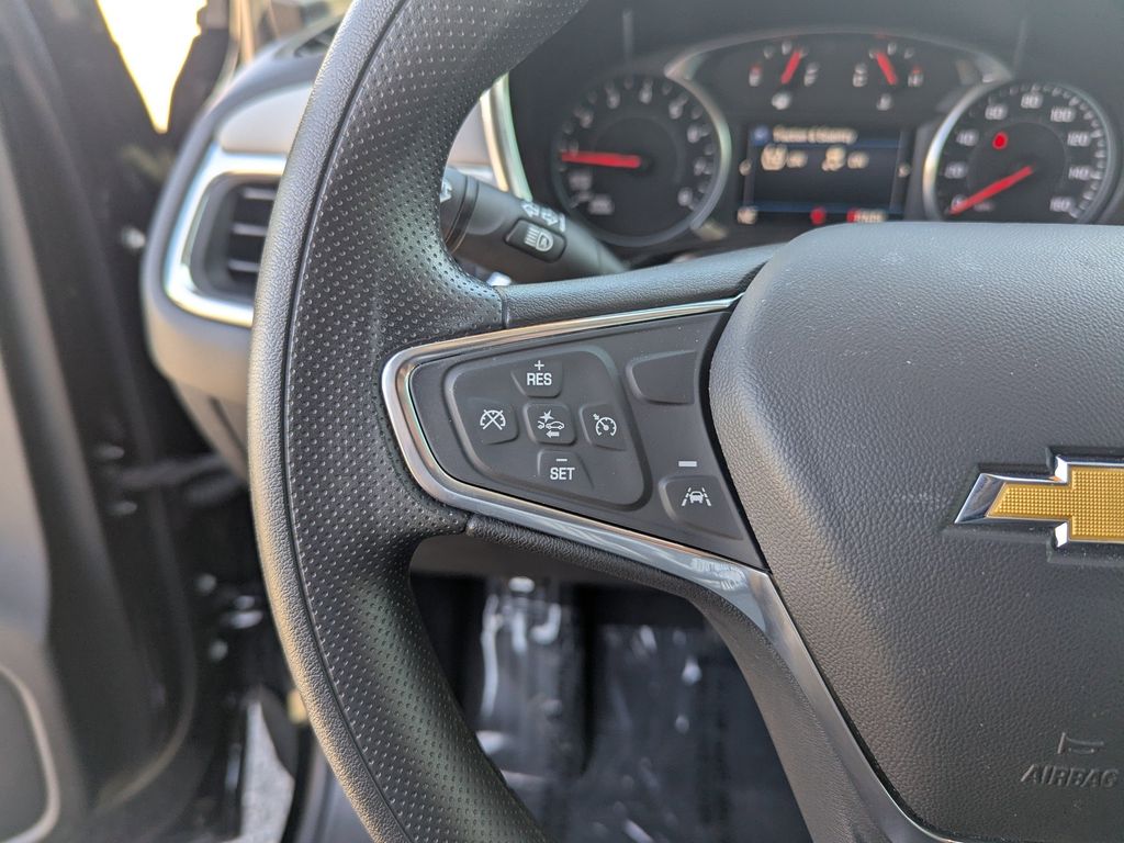 used 2022 Chevrolet Equinox car, priced at $18,992