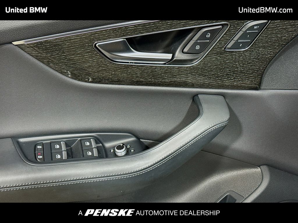 Thumbnail: 2022 Audi Q7 - 3