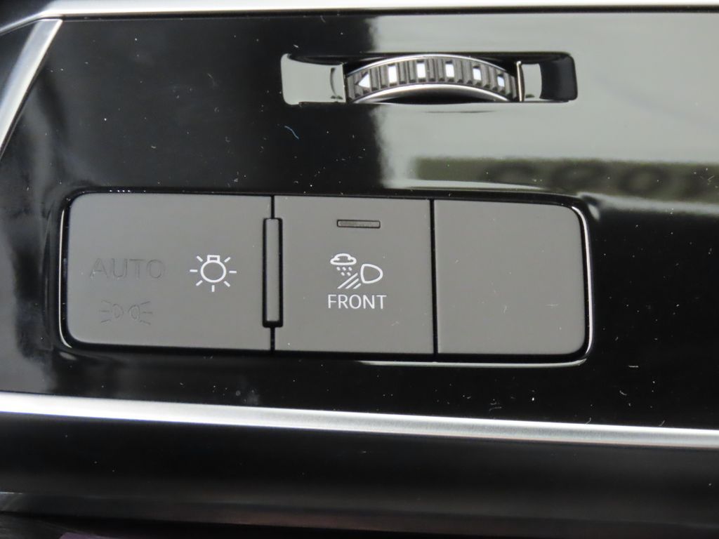 Thumbnail: 2026 Audi Q7 - 18