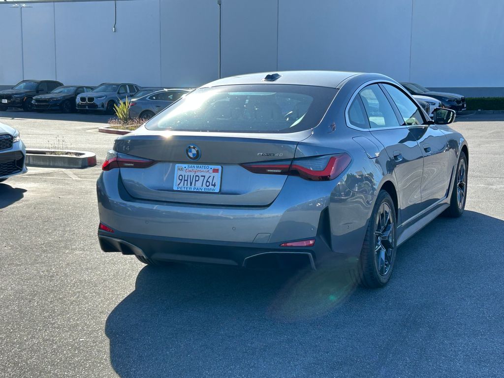 Thumbnail: 2023 BMW i4 - 5