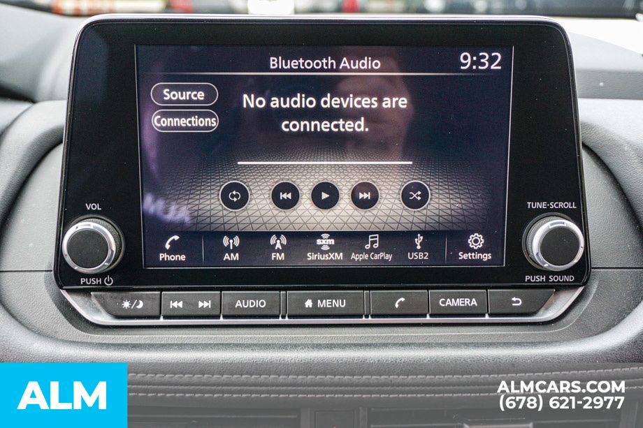 Used 2025 Silver Nissan SV image 35