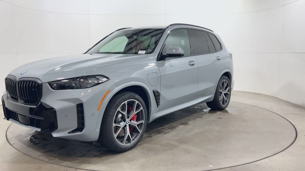 Thumbnail: 2026 BMW X5 - 4