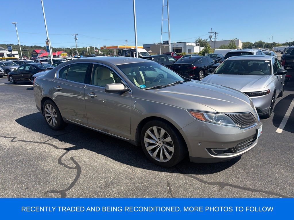 Luxe 2015 Lincoln MKS Sedan Front-Wheel Drive 6-Speed Automatic