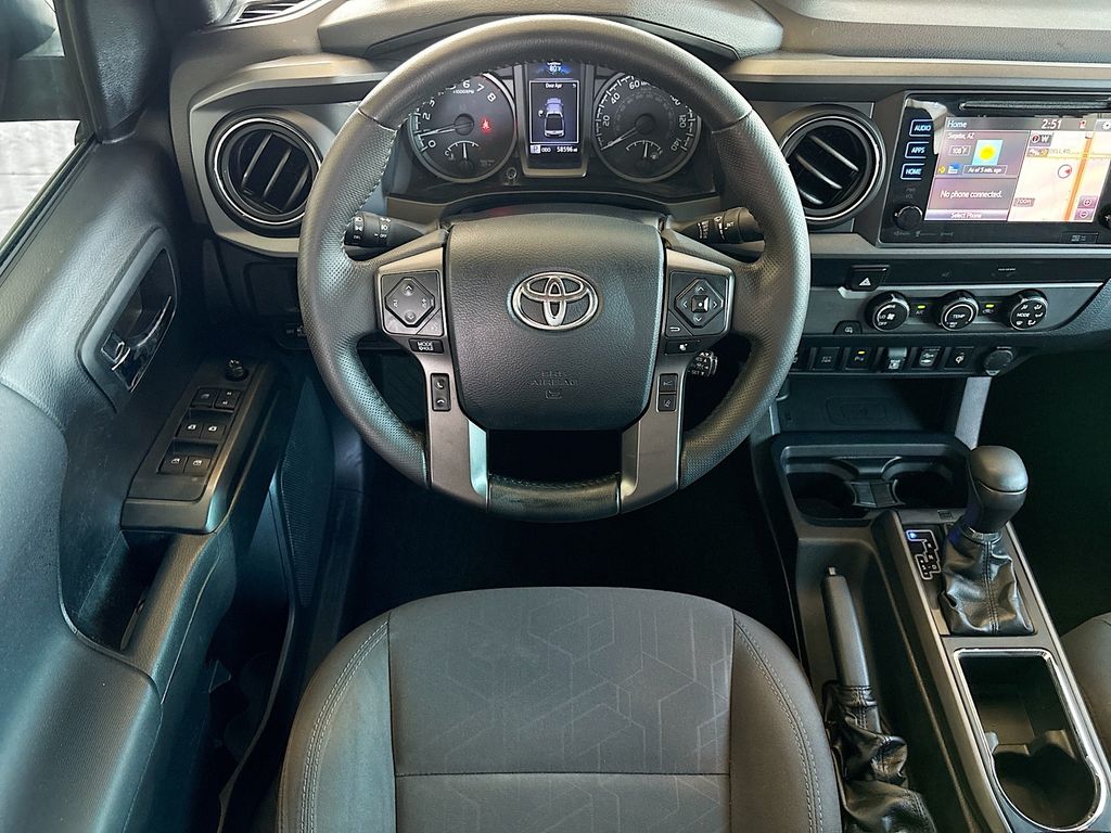 Thumbnail: 2019 Toyota Tacoma - 10