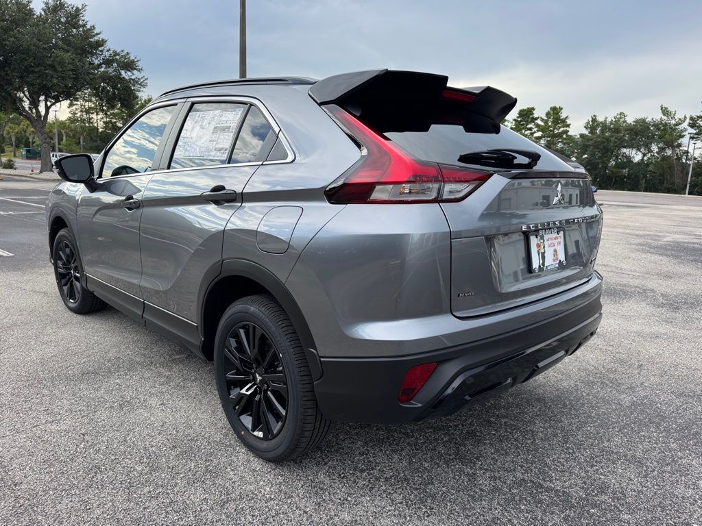 2025 Mitsubishi Eclipse Cross SEL photo 5