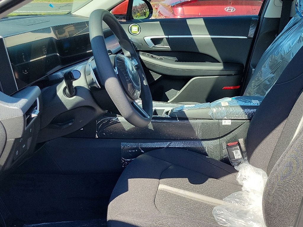 Thumbnail: 2025 Hyundai Sonata - 8