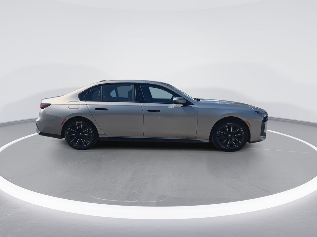 Thumbnail: 2023 BMW 7 Series - 9
