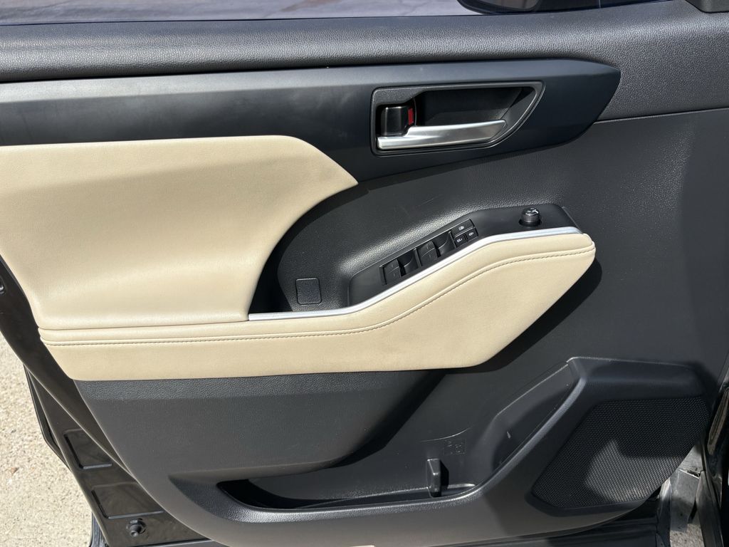 2023 Toyota Highlander XLE Black at Monument Chevrolet