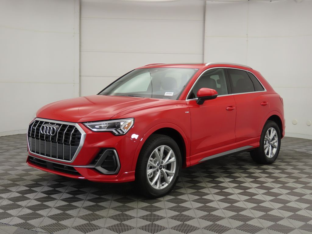 Thumbnail: 2025 Audi Q3 - 1