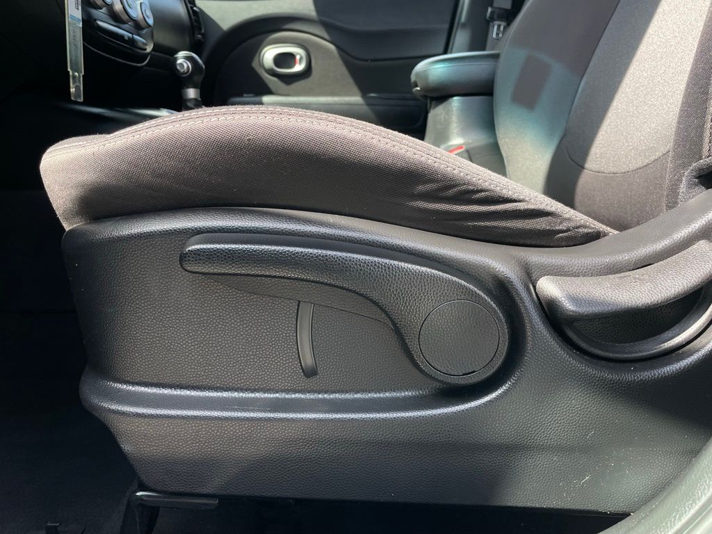 Thumbnail: 2016 Kia Soul - 23