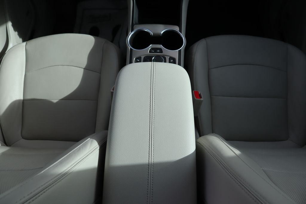 Thumbnail: 2020 GMC Terrain - 16